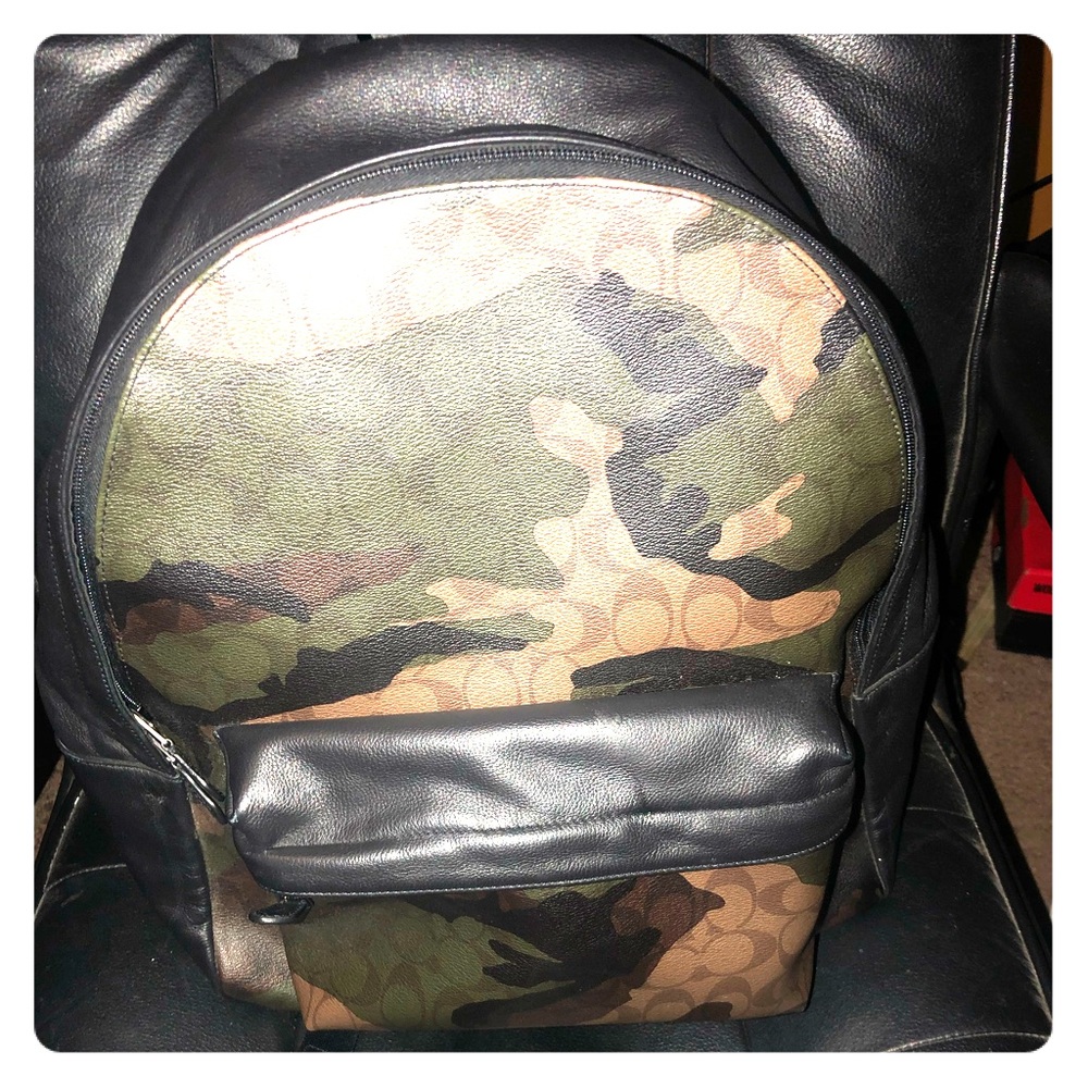 100% Genuine Leather Coach Camouflaged Backpack🎒